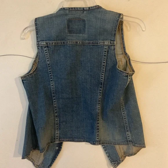 Vintage Levi’s Women’s Denim Halter Vest Shirt Top Christmas Gift  sz 8 Like New - Picture 5 of 6